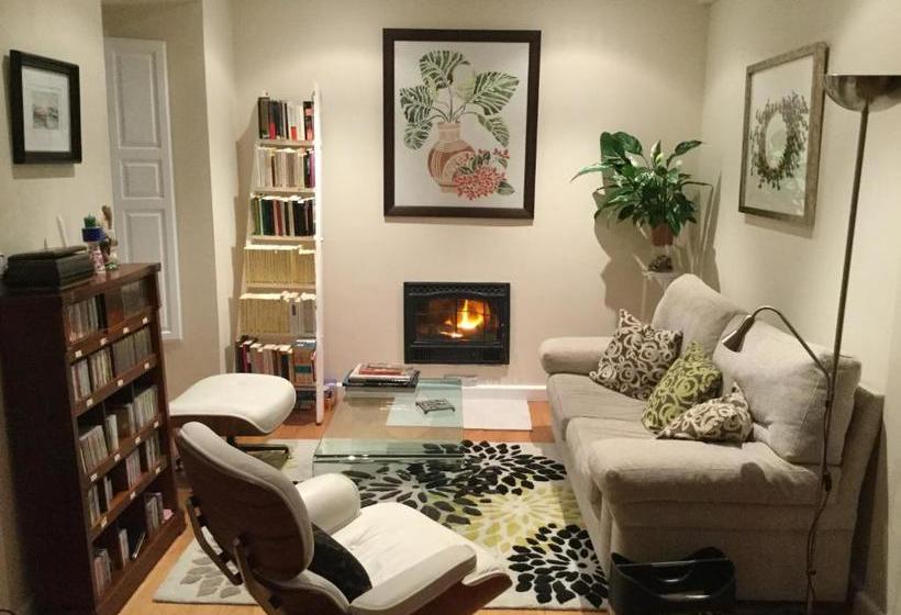 پانسیون Villa Elena