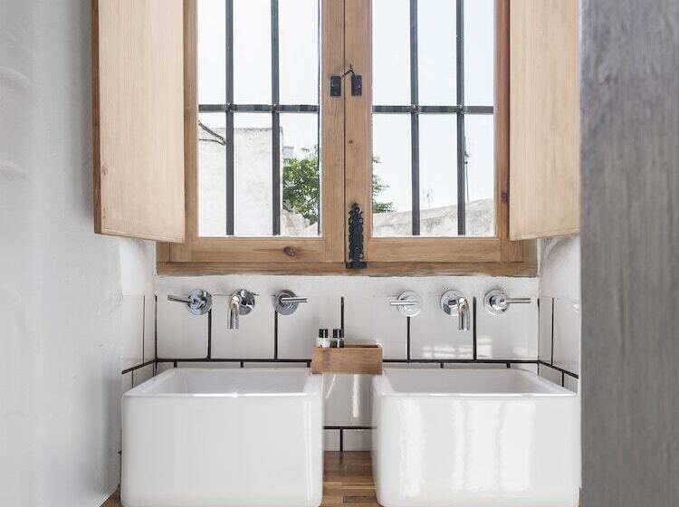 Общежитие La Fonda Antigua Adults Only