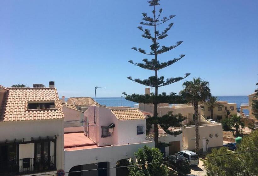 펜션 Hostal Restaurante Playa Azul