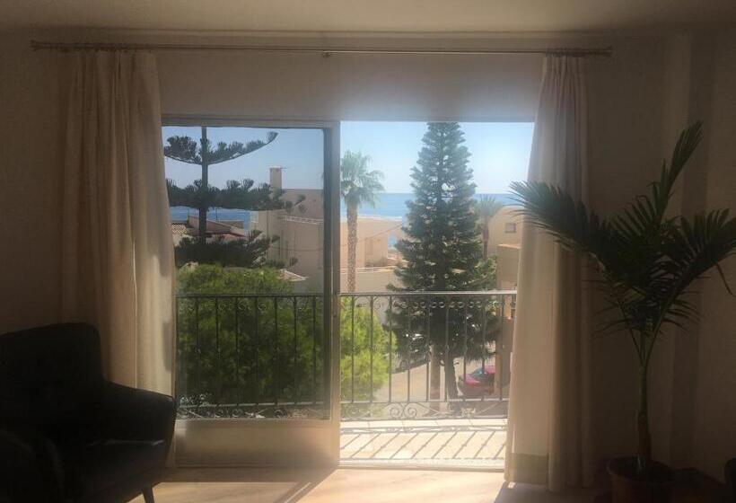 펜션 Hostal Restaurante Playa Azul