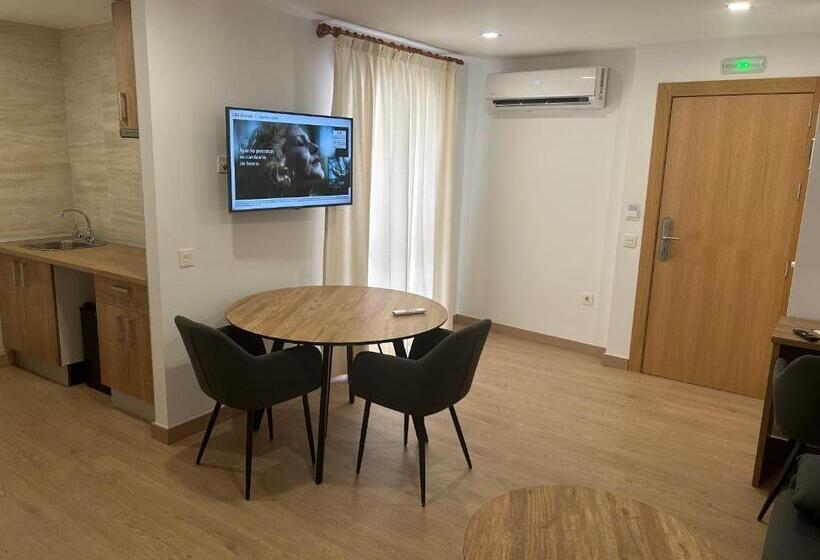 펜션 Hostal Restaurante Playa Azul