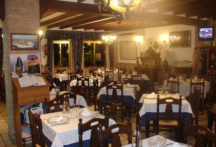 펜션 Hostal Restaurante Playa Azul