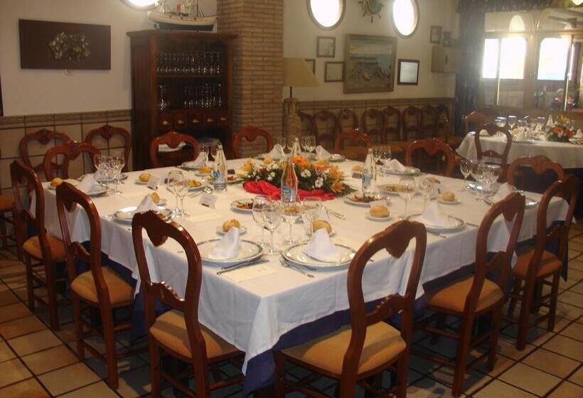 펜션 Hostal Restaurante Playa Azul