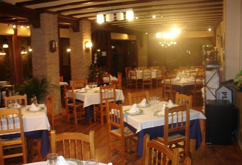 펜션 Hostal Restaurante Playa Azul