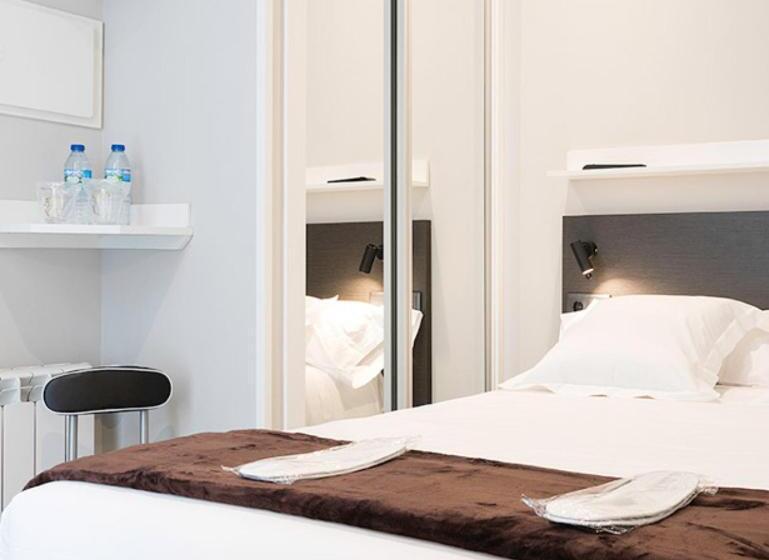 膳宿费 Hostal Campo De Estrelas