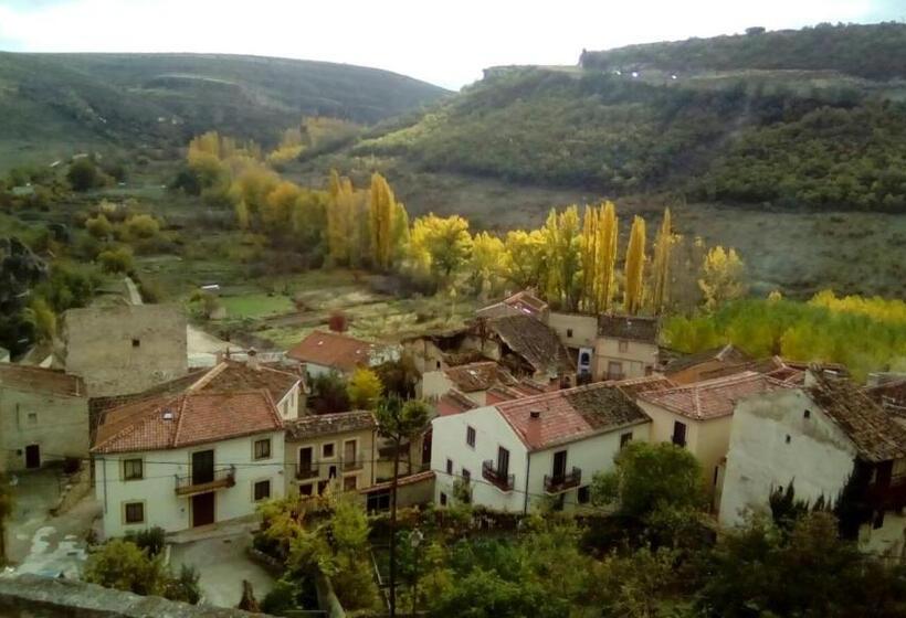 پانسیون Hostal Posada La Panadera