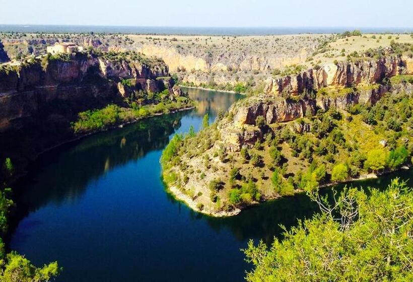 پانسیون Hostal Posada La Panadera