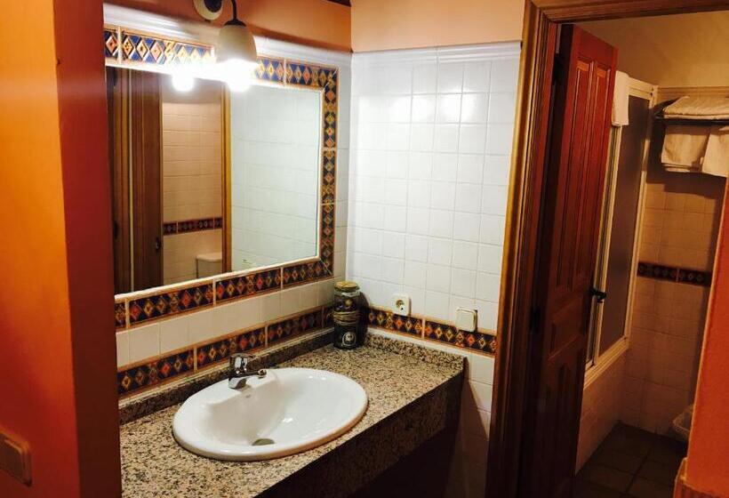 پانسیون Hostal Posada La Panadera