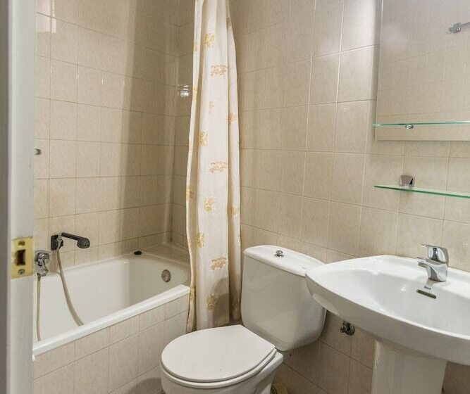 פנסיון Hostal Sant Miquel