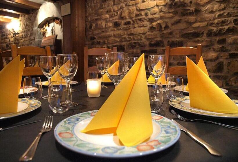 Aparta Hotel Puertolas