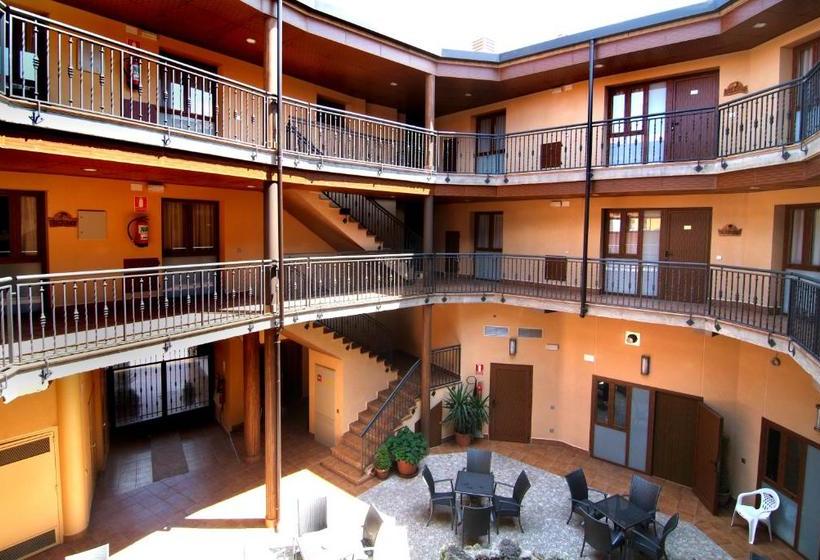 Apartahotel La Corrala