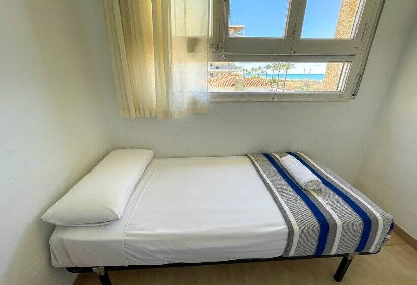 Apartamentos Sol y Mar Segur 3000