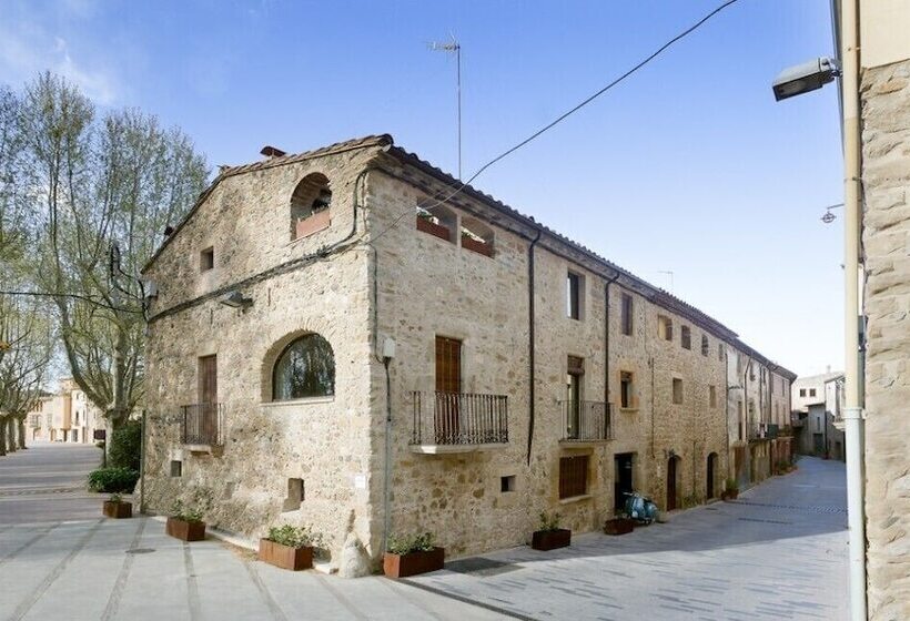 بنسيون Cal Nou 9   Adults Only