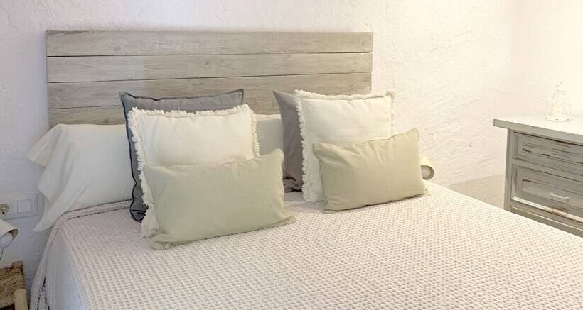 پانسیون Cal Nou 9   Adults Only