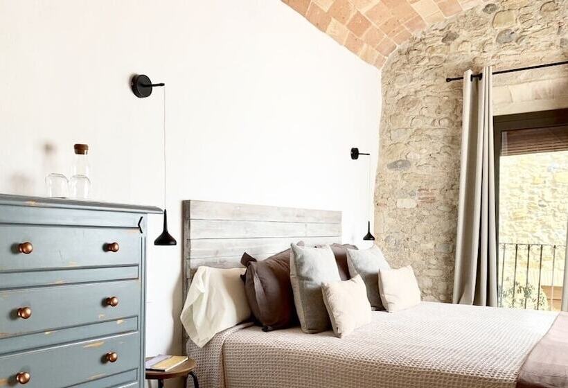 بنسيون Cal Nou 9   Adults Only