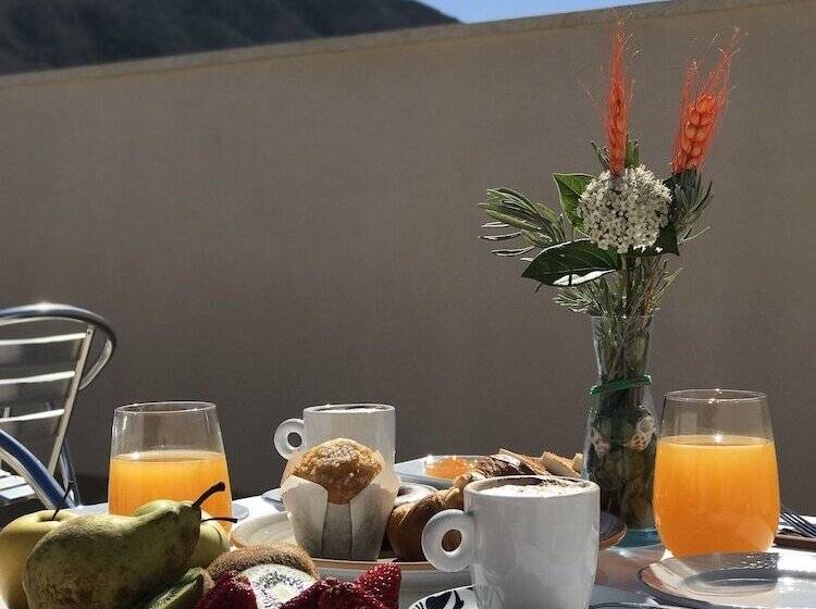 פנסיון El Jardin De Las Eras