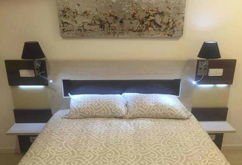 بنسيون H Skyline