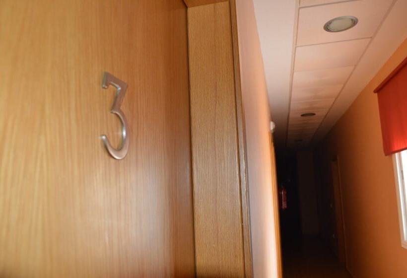 ペンション Hostal Balcón De Extremadura