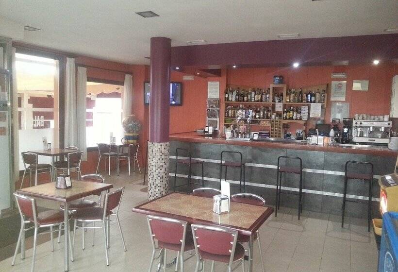 ペンション Hostal Balcón De Extremadura