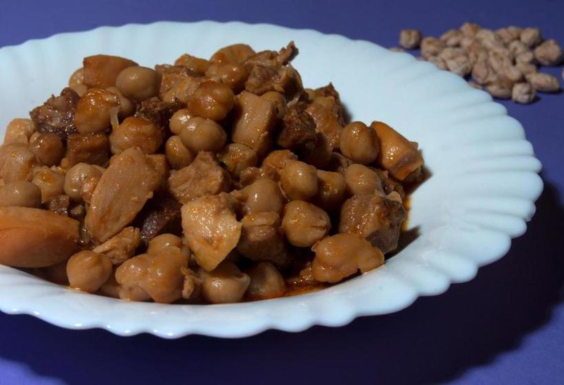 ペンション Hostal Batato