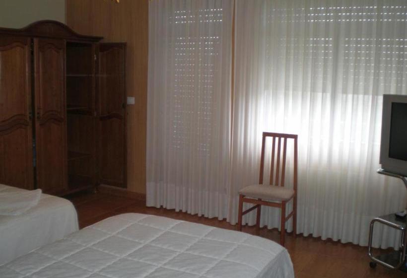 펜션 Hostal Catro Ventos