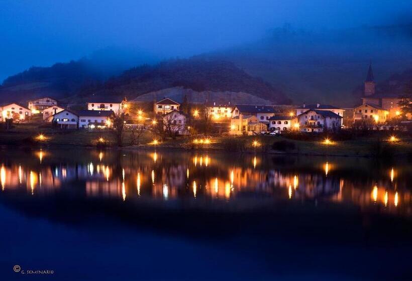 پانسیون Hostal Etxeberri