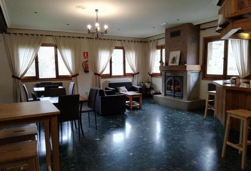 펜션 Hostal Restaurante Ventasierra