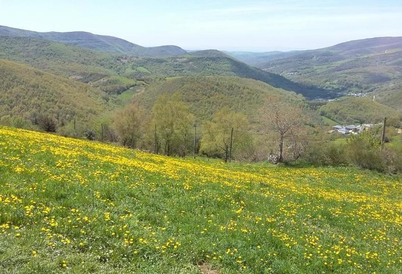 פנסיון Hostal Santa Maria Do Poio