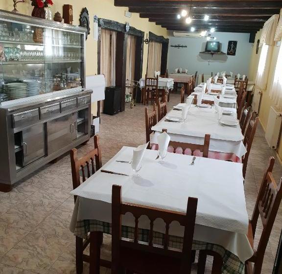 펜션 Hostal Santa Maria Do Poio