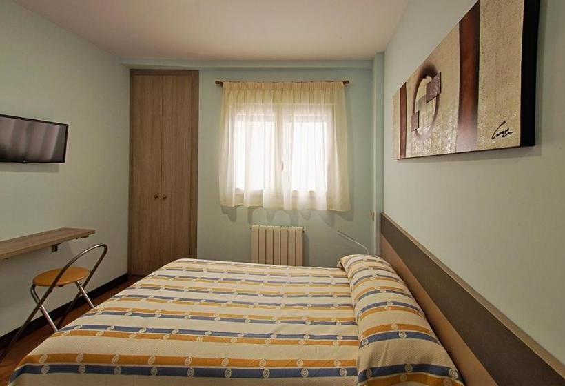 膳宿费 Hostal Bar Restaurante La Fuente