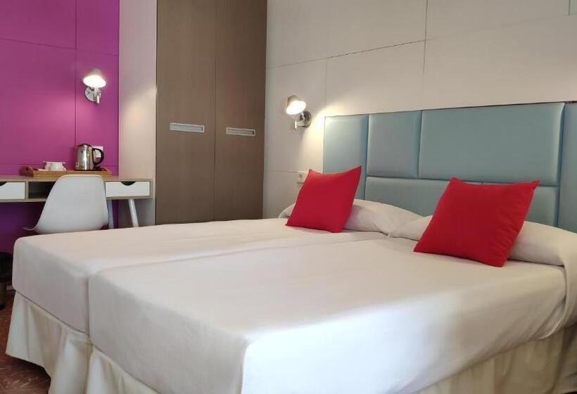 پانسیون Huéspedes Sa Font