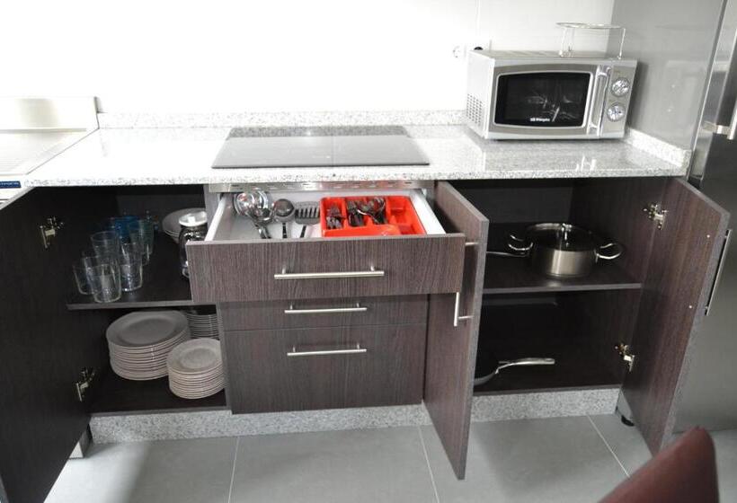 Pension Albergue Lemos