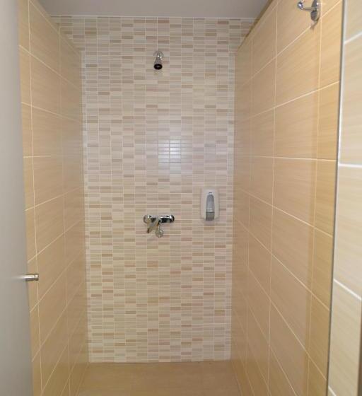 Pension Albergue Lemos