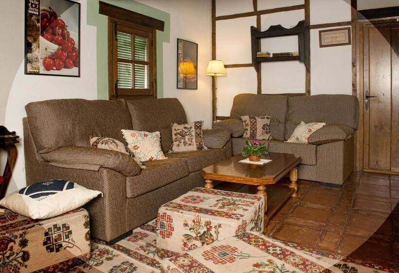 호스텔 Antigua Posada, Valle Del Jerte