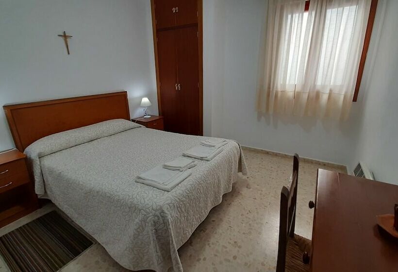 Общежитие Convento Madre De Dios De Carmona