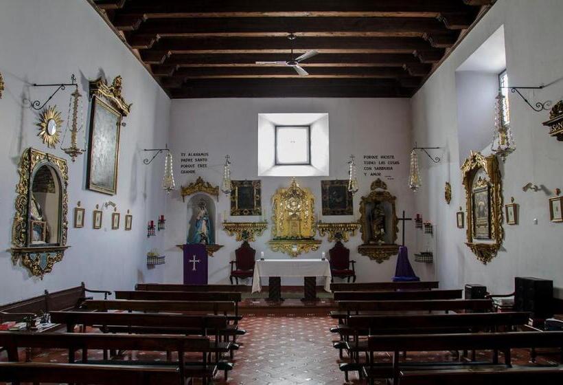 Общежитие Convento Madre De Dios De Carmona