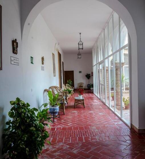 Общежитие Convento Madre De Dios De Carmona