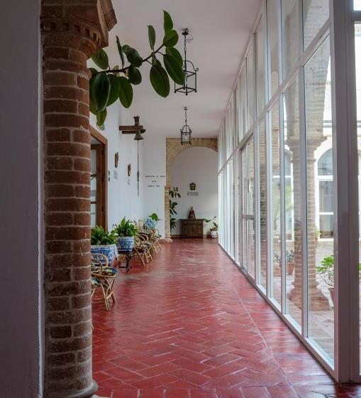 Общежитие Convento Madre De Dios De Carmona