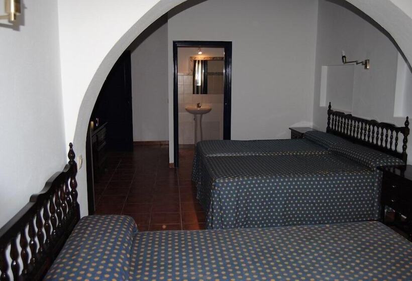 ユースホステル Hospedería Los Mellizos