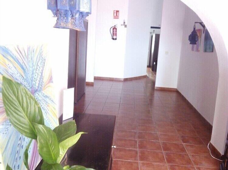 ユースホステル Hospedería Los Mellizos