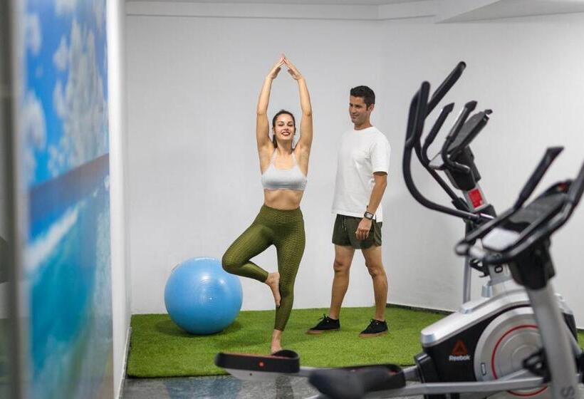 Altavista Apartahotel Adults Only Over 14