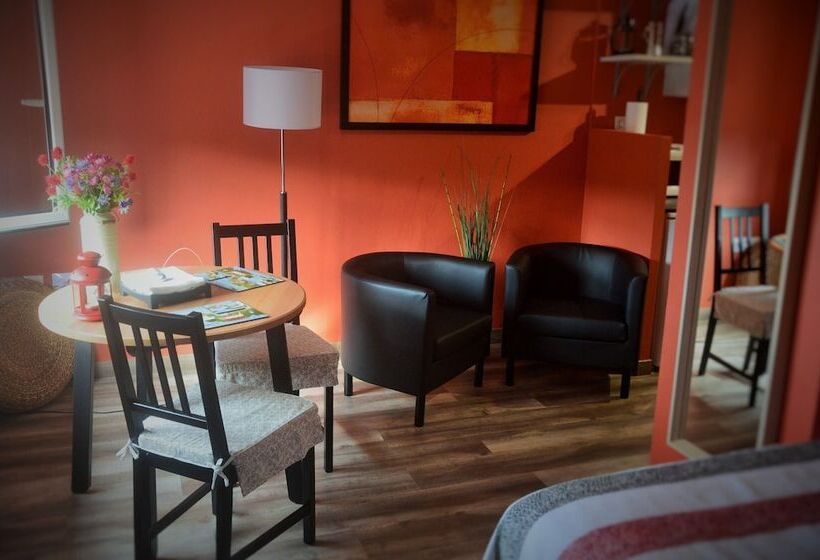 Apartamentos La Casa Del Pintor