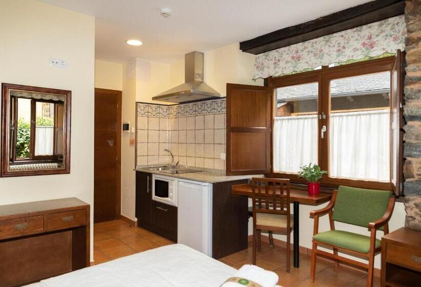 膳宿费 Apartamentos Turisticos A Estacion