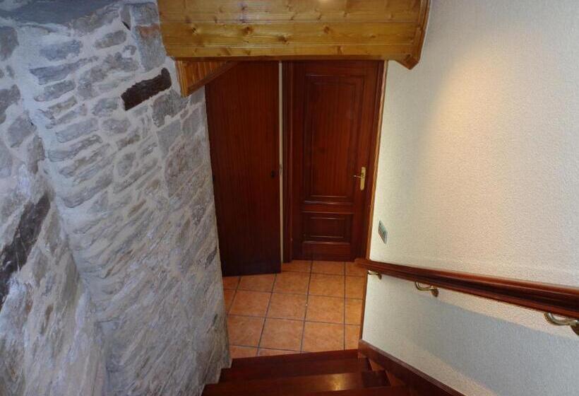 膳宿费 Aqua Rooms Sarria