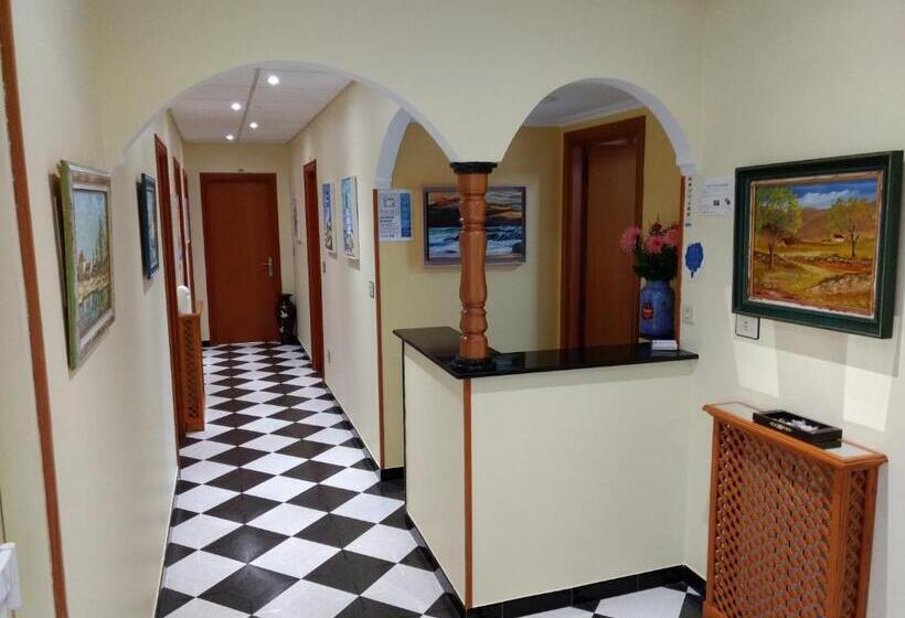 פנסיון Casa Mariñan