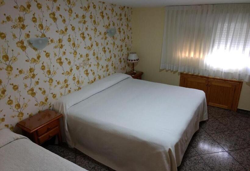 פנסיון Casa Mariñan