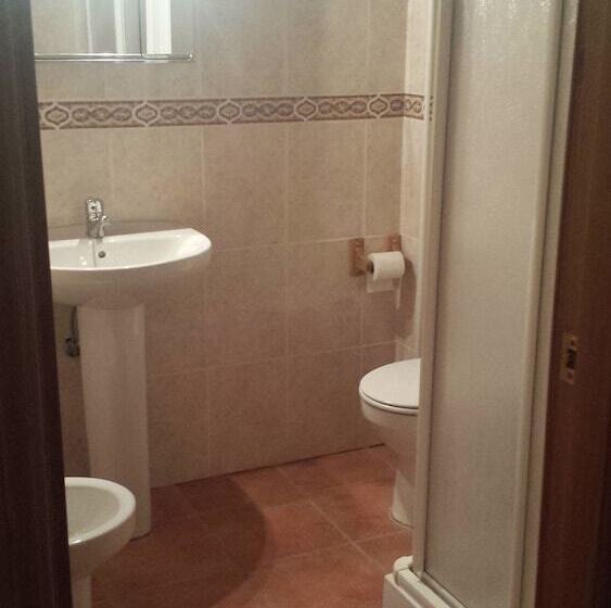 פנסיון Hostal Breñaverde