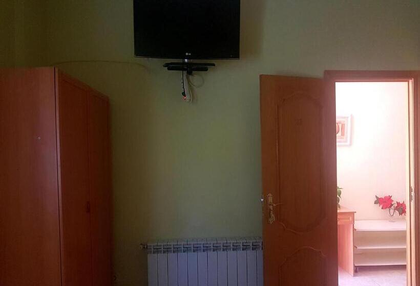 پانسیون Hostal Brunete