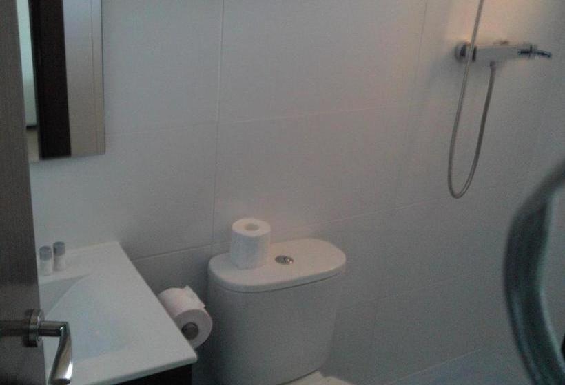 Пансион Hostal Cubelles