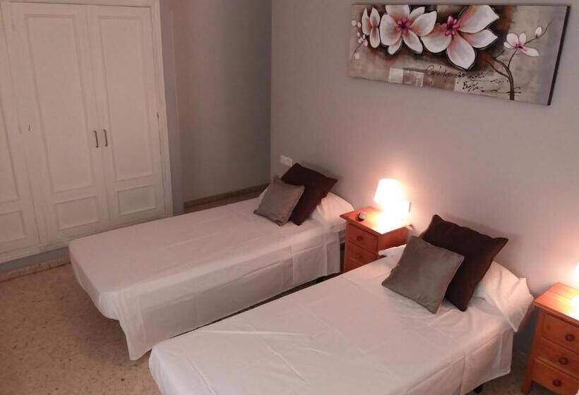 بنسيون Hostal Gonzalez